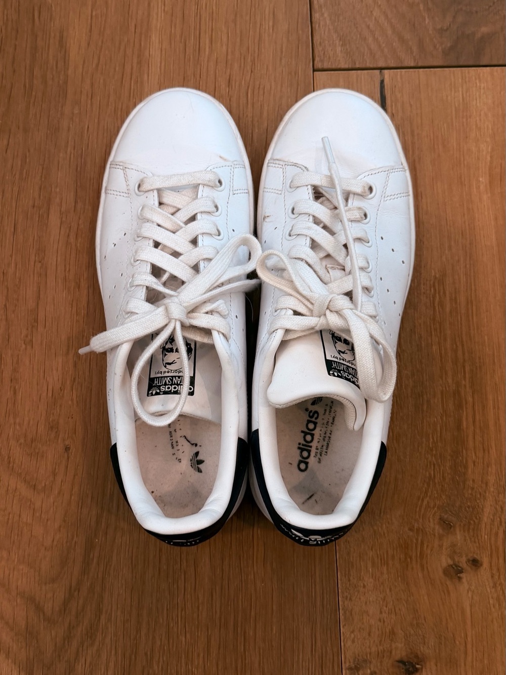 adidas Stan Smiths White Low-Top Sneakers with Black Heel